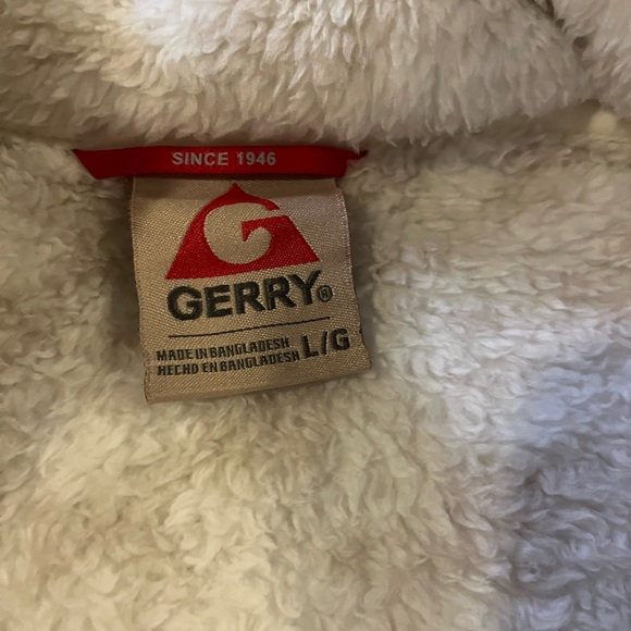 Fleece jacket - Picture 2 of 3